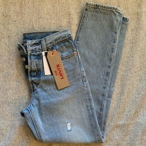 Levi’s Wedgie Fit Denim